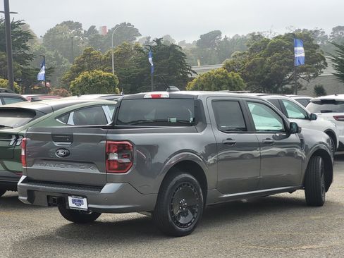New 2025 Ford Maverick Lobo image 5