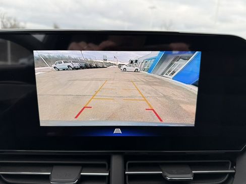 New 2026 Chevrolet Trax RS w/ Sunroof Package image 21