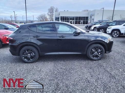New 2024 Dodge Hornet R/T Plus w/ Tech Pack Plus w/o Parking AWD/4WD image 2