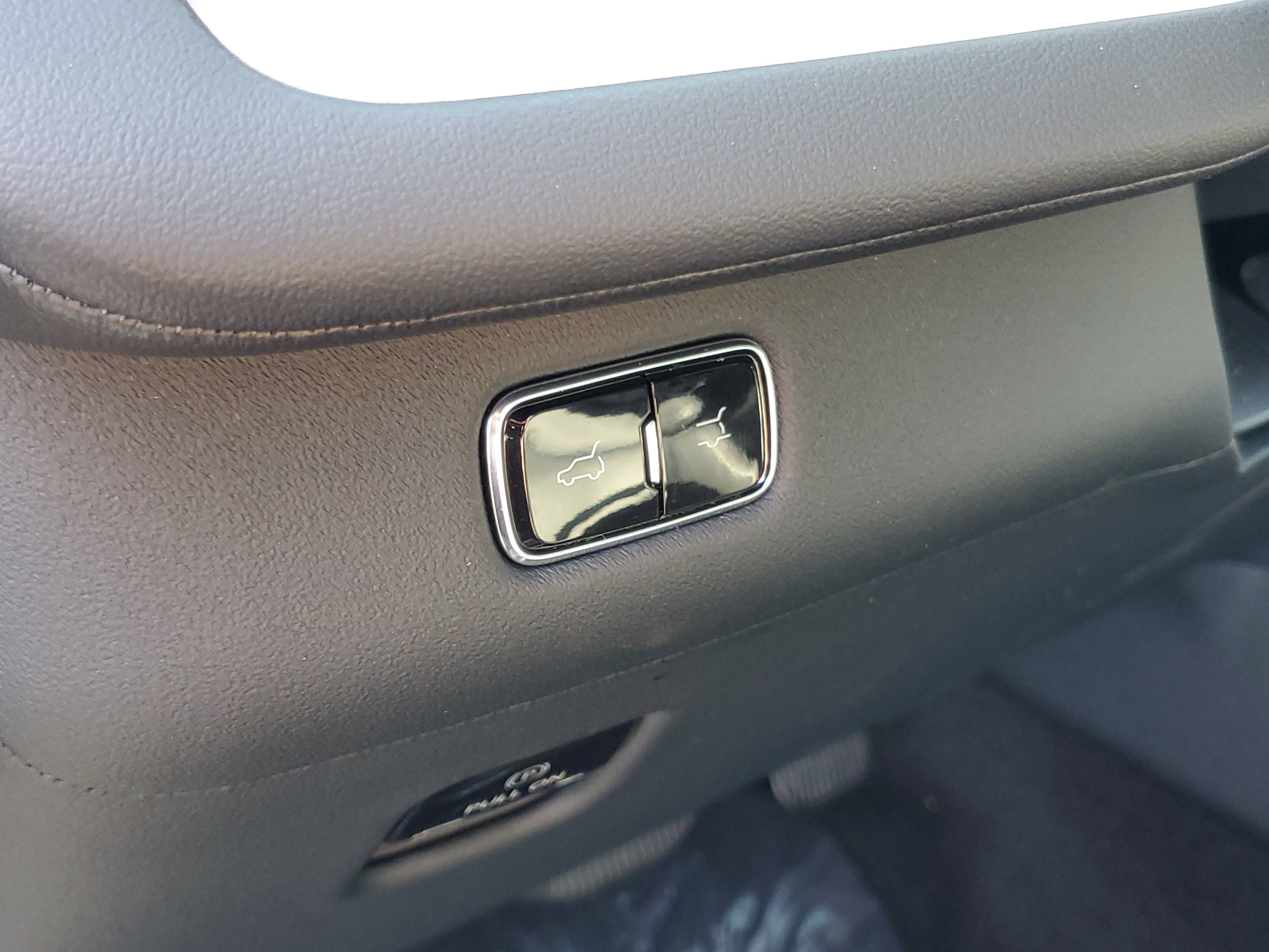 New 2027 Lincoln Navigator Reserve AWD/4WD image 15
