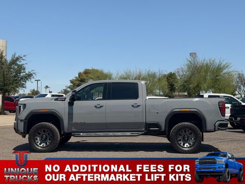 Used 2024 GMC Sierra 3500 AT4 AWD/4WD image 13
