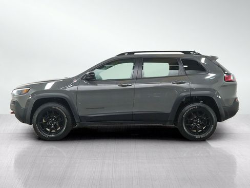 Used 2022 Jeep Cherokee Trailhawk w/ Trailhawk Elite Value Package AWD/4WD image 2