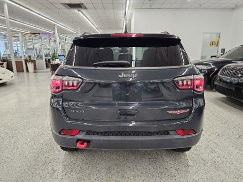 Used 2018 Jeep Compass Trailhawk w/ Cold Weather Group image 5