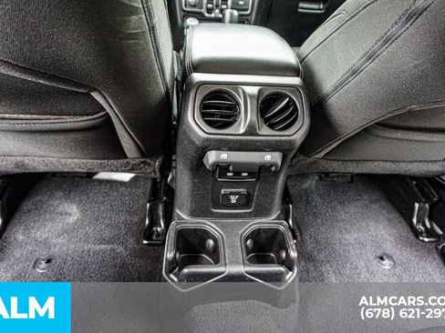 Used 2023 Jeep Gladiator Overland AWD/4WD image 30