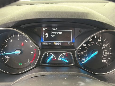 Used 2017 Ford Escape Titanium AWD/4WD image 15