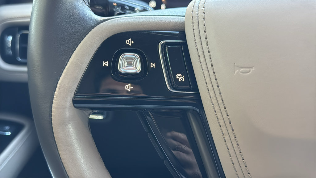 Used 2024 Lincoln Aviator Reserve w/ Jet Package AWD/4WD image 13
