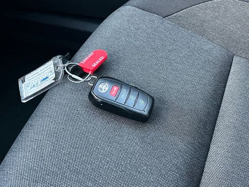 Used 2025 Toyota Camry LE image 22