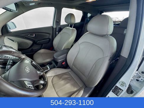 Used 2015 Hyundai Tucson Limited w/ Option Group 03 FWD image 22