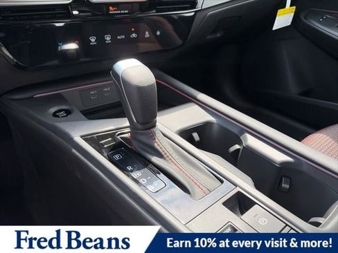 New 2026 Nissan Sentra SR w/ Floor Mat Package FWD image 16