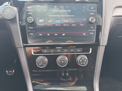 Certified 2020 Volkswagen GTI SE FWD image 15