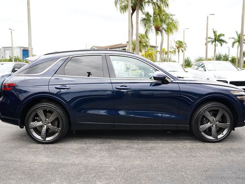 Used 2023 Genesis GV70 2.5T w/ Sport Prestige Package AWD/4WD image 11