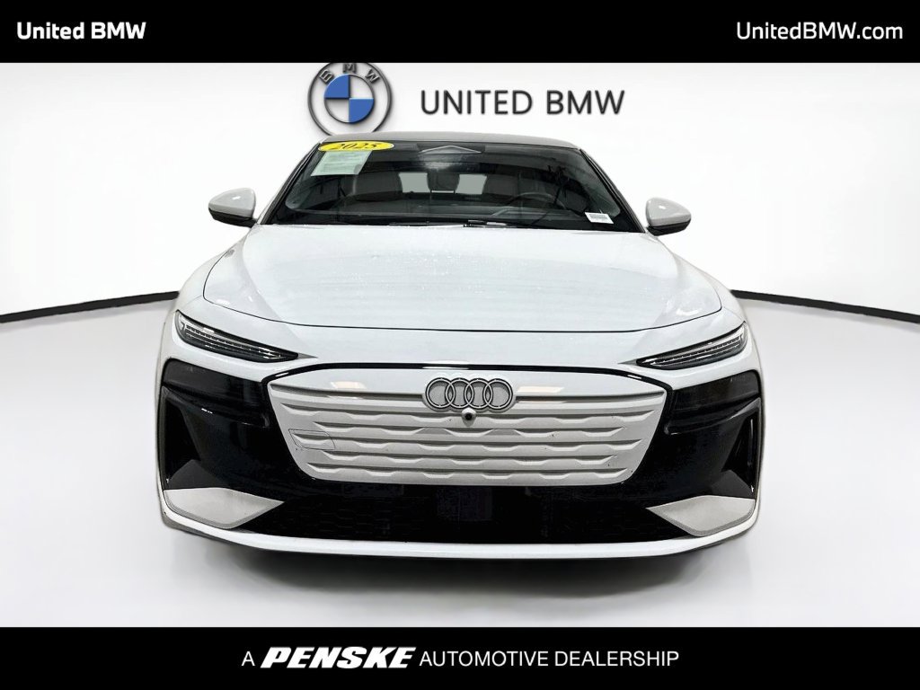 Used 2025 Audi A6 e-tron Premium Plus RWD image 2