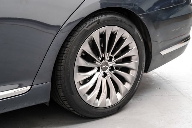 Used 2017 Genesis G90 3.3T Premium RWD image 59
