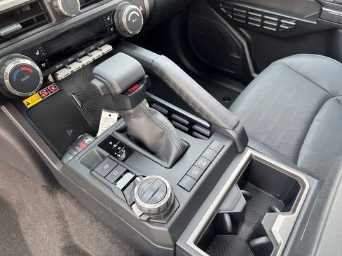 New 2026 Toyota 4Runner TRD Off-Road Premium image 26