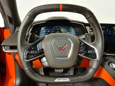 Used 2025 Chevrolet Corvette Z06 RWD image 13