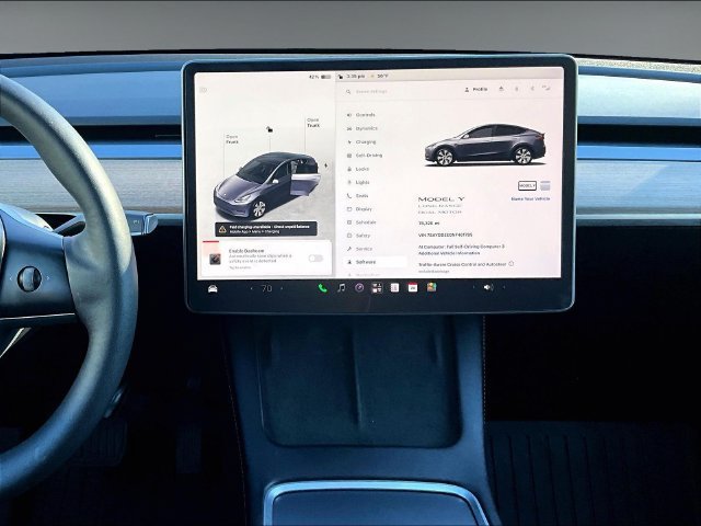 Used 2022 Tesla Model Y Long Range AWD/4WD image 6