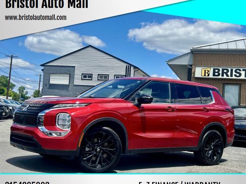 Used 2022 Mitsubishi Outlander SE FWD image 1