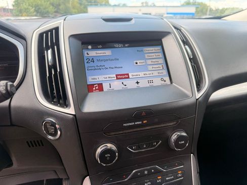 Used 2016 Ford Edge SEL w/ Equipment Group 201A AWD/4WD image 14