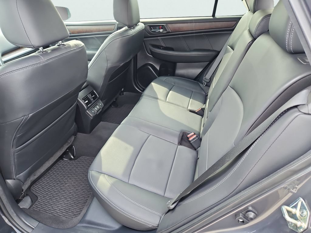 Used 2019 Subaru Outback 3.6R Limited AWD/4WD image 36