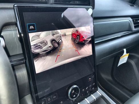 New 2026 GMC Terrain AT4 w/ Convenience Package III AWD/4WD image 16