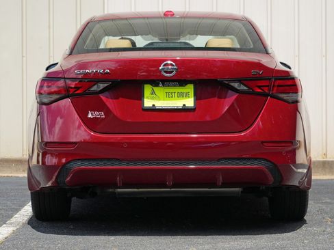 Used 2023 Nissan Sentra SV w/ SV Premium Package FWD image 10
