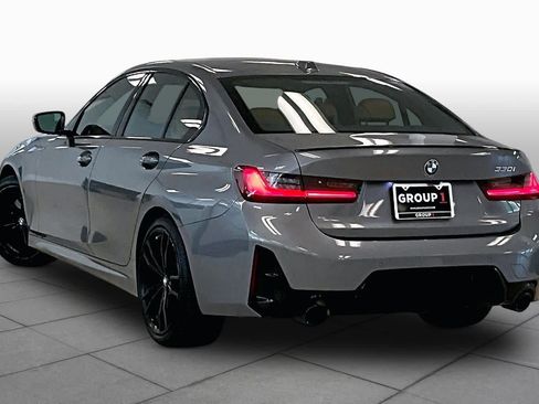 Used 2023 BMW 330i Sedan w/ M Sport Package RWD image 10