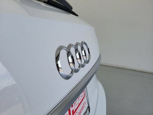 Used 2023 Audi Q5 2.0T Premium Plus w/ Premium Plus Package AWD/4WD image 10