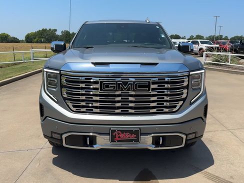 Used 2026 GMC Sierra 1500 Denali AWD/4WD image 3