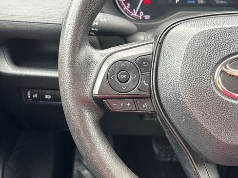 Used 2024 Toyota RAV4 XLE image 17