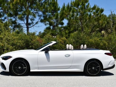 Used 2026 Mercedes-Benz CLE 450 4MATIC Cabriolet image 32
