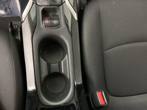 Used 2022 Toyota Corolla LE FWD image 20