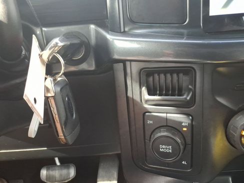 Used 2024 Ford F150 STX AWD/4WD image 30