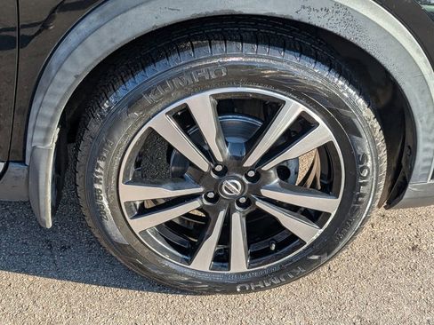 Used 2020 Nissan Kicks SV image 19