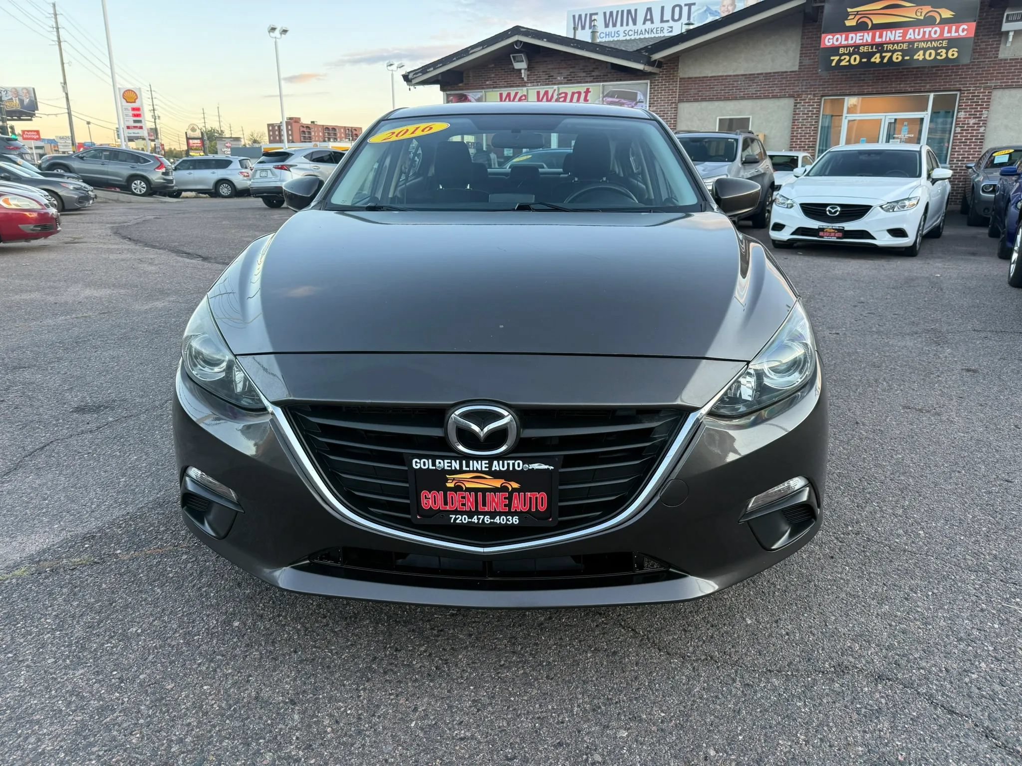 Used 2016 MAZDA MAZDA3 i Sport FWD image 2