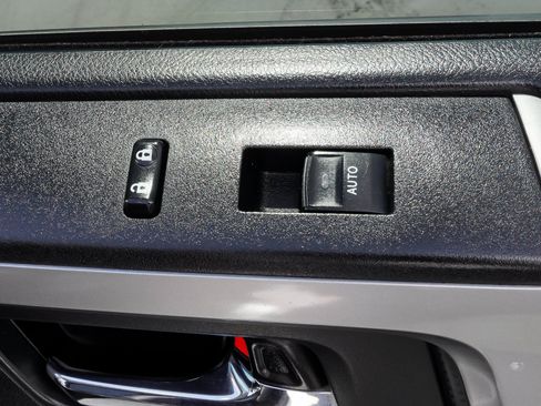 Used 2016 Toyota 4Runner SR5 AWD/4WD image 25