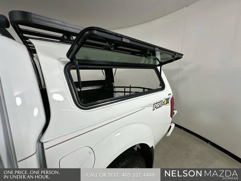 Used 2020 Nissan Frontier PRO-4X w/ Pro-4x Utility Package AWD/4WD image 34