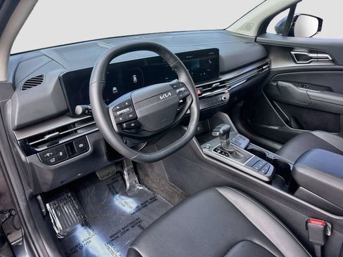 Certified 2026 Kia Sportage SX FWD image 9