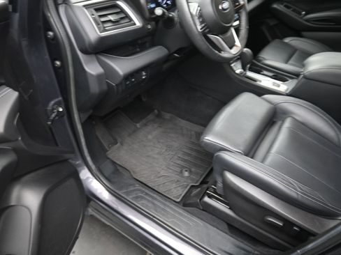 Used 2024 Subaru Ascent Limited image 17