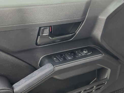 Used 2025 Toyota Tacoma SR5 RWD image 17