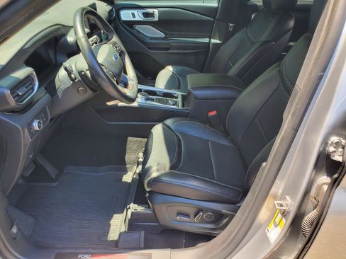 Used 2020 Ford Explorer ST w/ Premium Technology Package AWD/4WD image 23