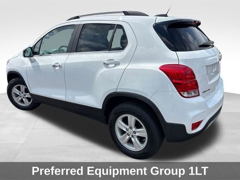 Used 2018 Chevrolet Trax LT w/ LT Convenience Package AWD/4WD image 3