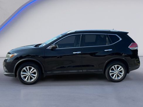 Used 2014 Nissan Rogue SV FWD image 3