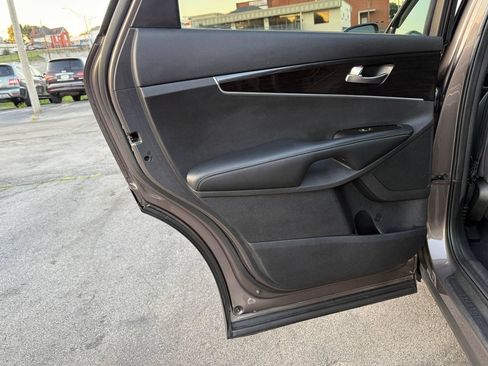 Used 2019 Kia Sorento AWD w/ LX Convenience Package image 32