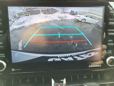 Used 2022 Toyota Corolla Cross LE image 20