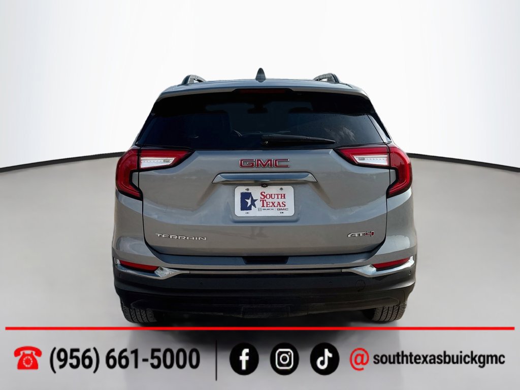 Used 2024 GMC Terrain AT4 AWD/4WD image 7