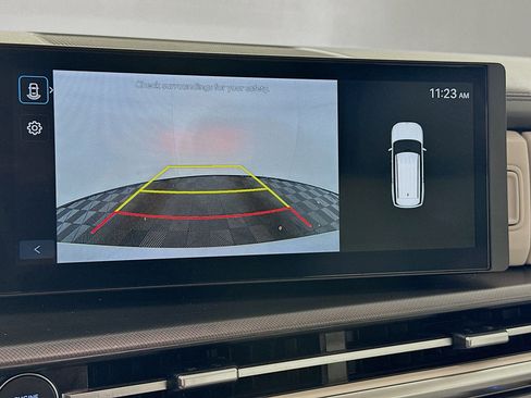 Used 2025 Hyundai Santa Fe SEL image 23