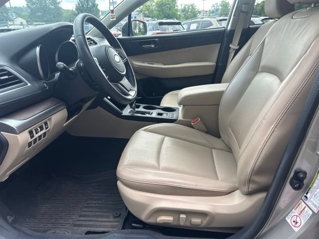 Used 2019 Subaru Outback 2.5i Limited w/ Protection Package #1 AWD/4WD image 12