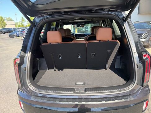 Used 2025 Kia Telluride EX X-Line AWD/4WD image 17