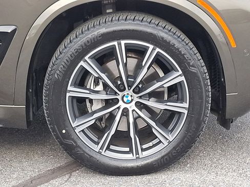 Certified 2024 BMW X5 xDrive40i w/ M Sport Package image 8