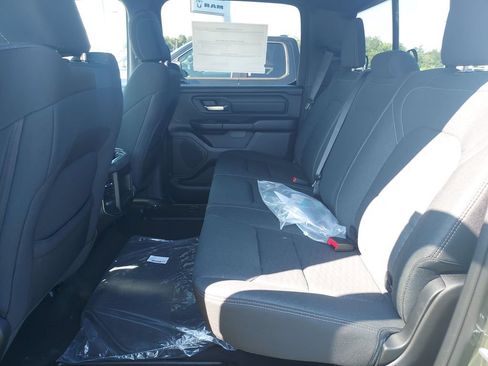 New 2026 RAM 1500 Express AWD/4WD image 14